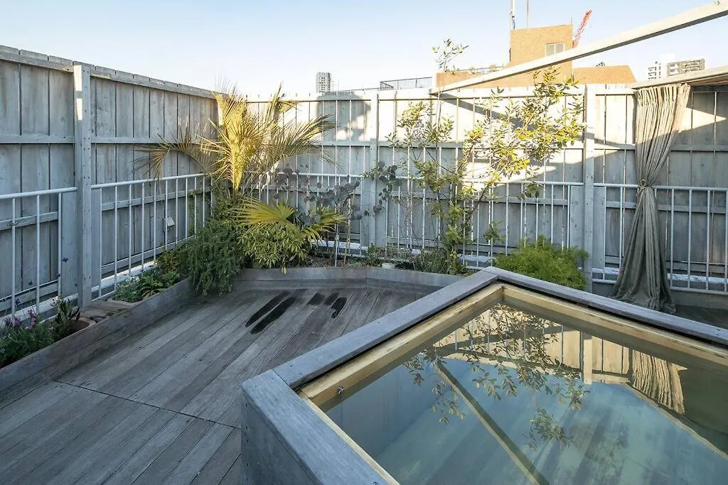 Pdo Inn Coffee & Open-Air Bath On The Roof Tokyo Japan