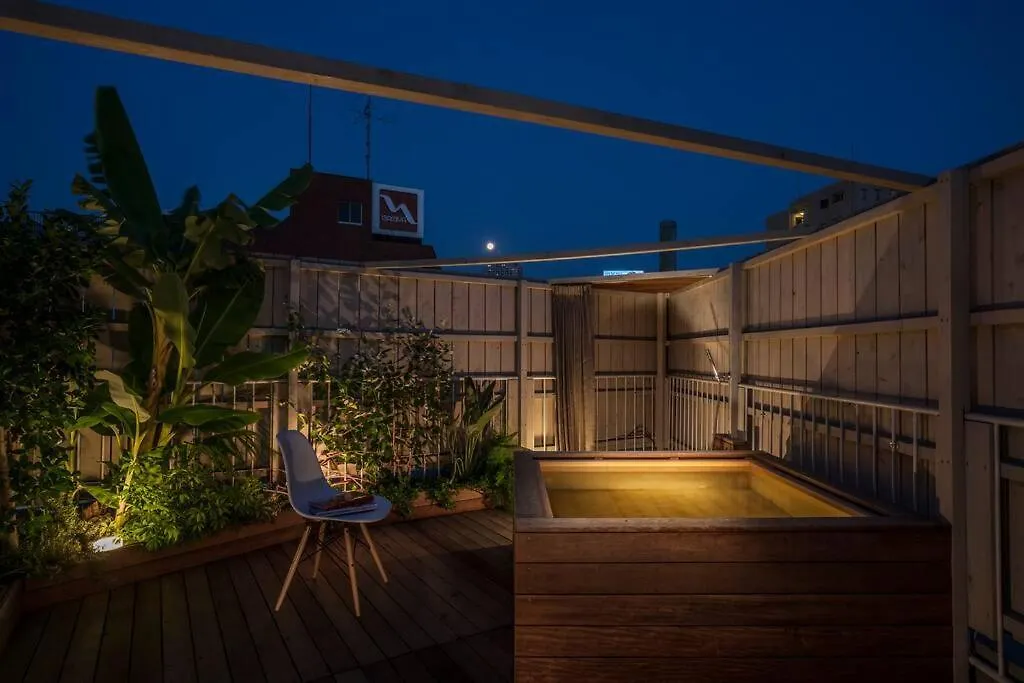 Apartment Pdo Inn Coffee & Open-Air Bath On The Roof Tokyo Japan